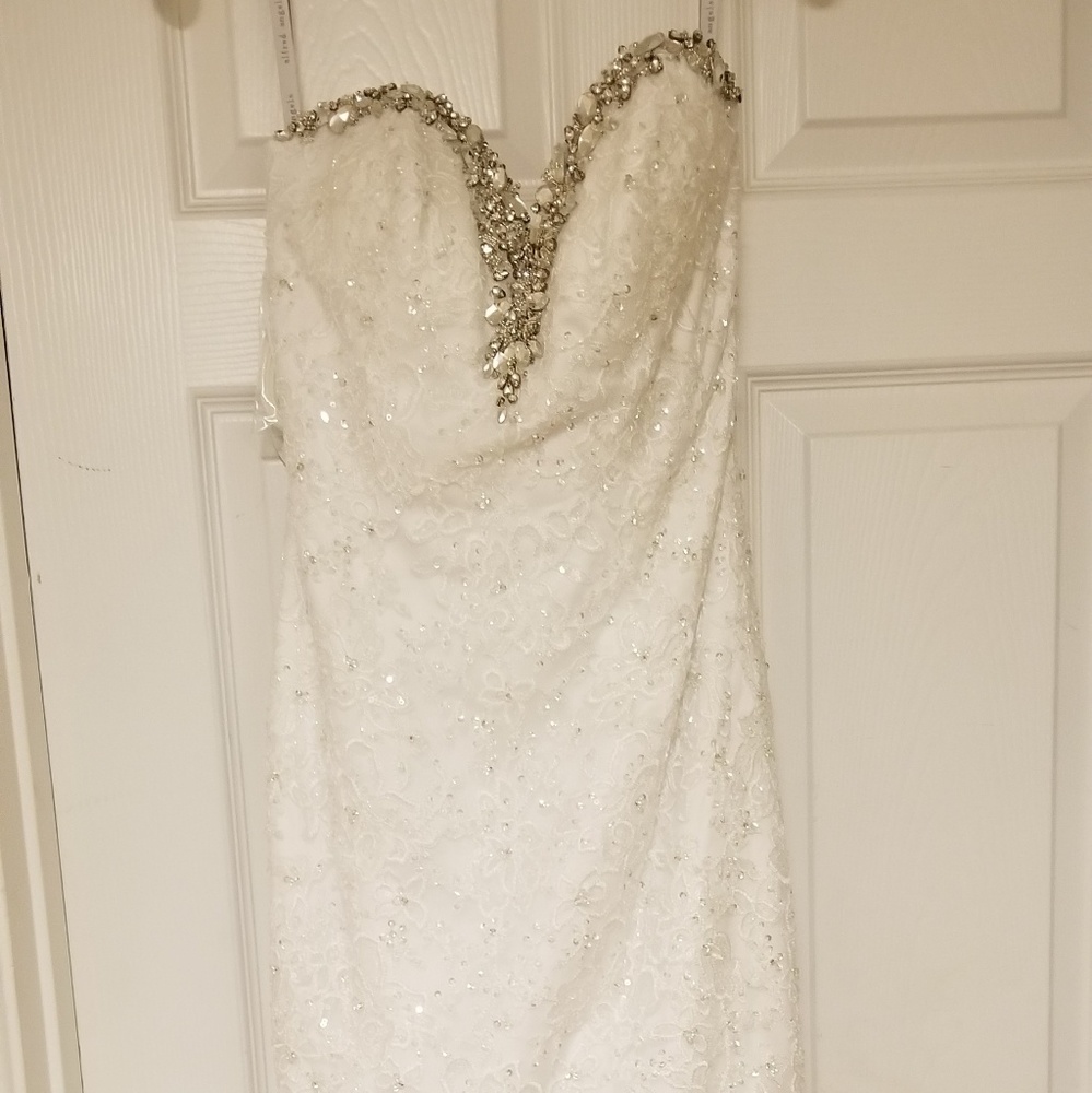 Alfredo Angelo wedding gown